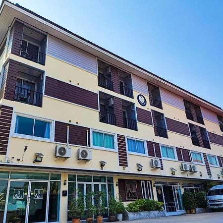 The Avail Hotel Phra Nakhon Si Ayutthaya Buitenkant foto