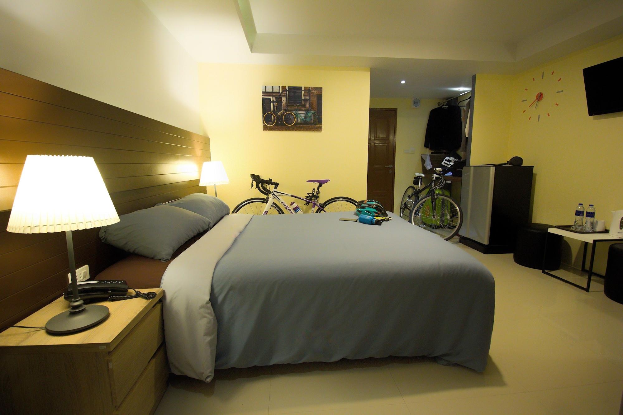 The Avail Hotel Phra Nakhon Si Ayutthaya Buitenkant foto