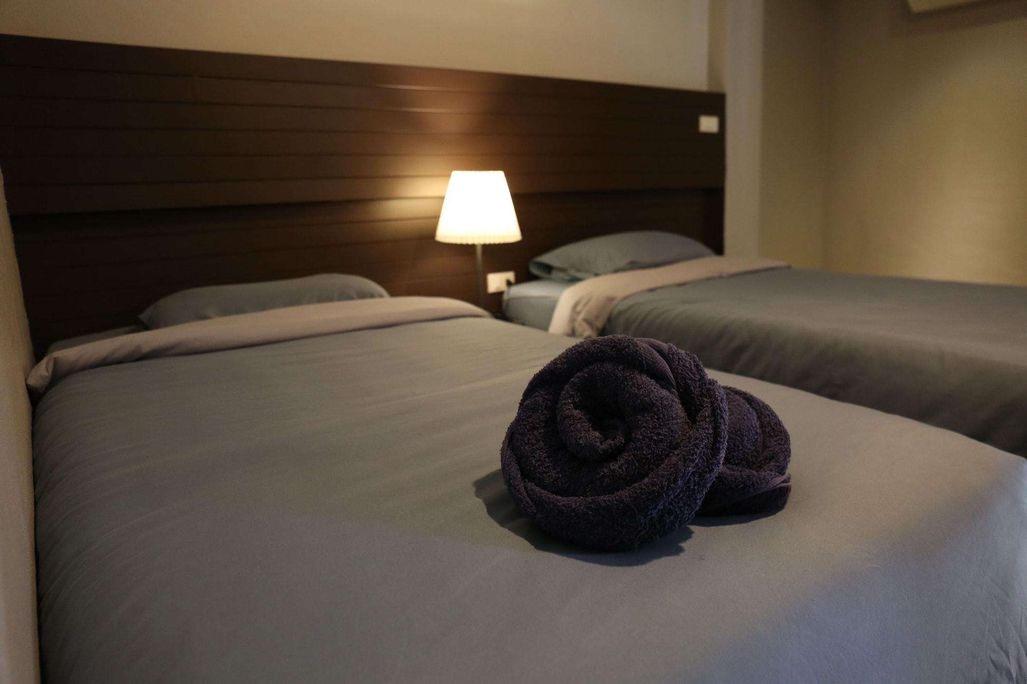 The Avail Hotel Phra Nakhon Si Ayutthaya Buitenkant foto