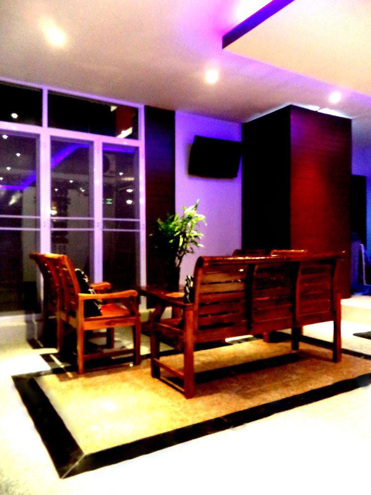 The Avail Hotel Phra Nakhon Si Ayutthaya Buitenkant foto